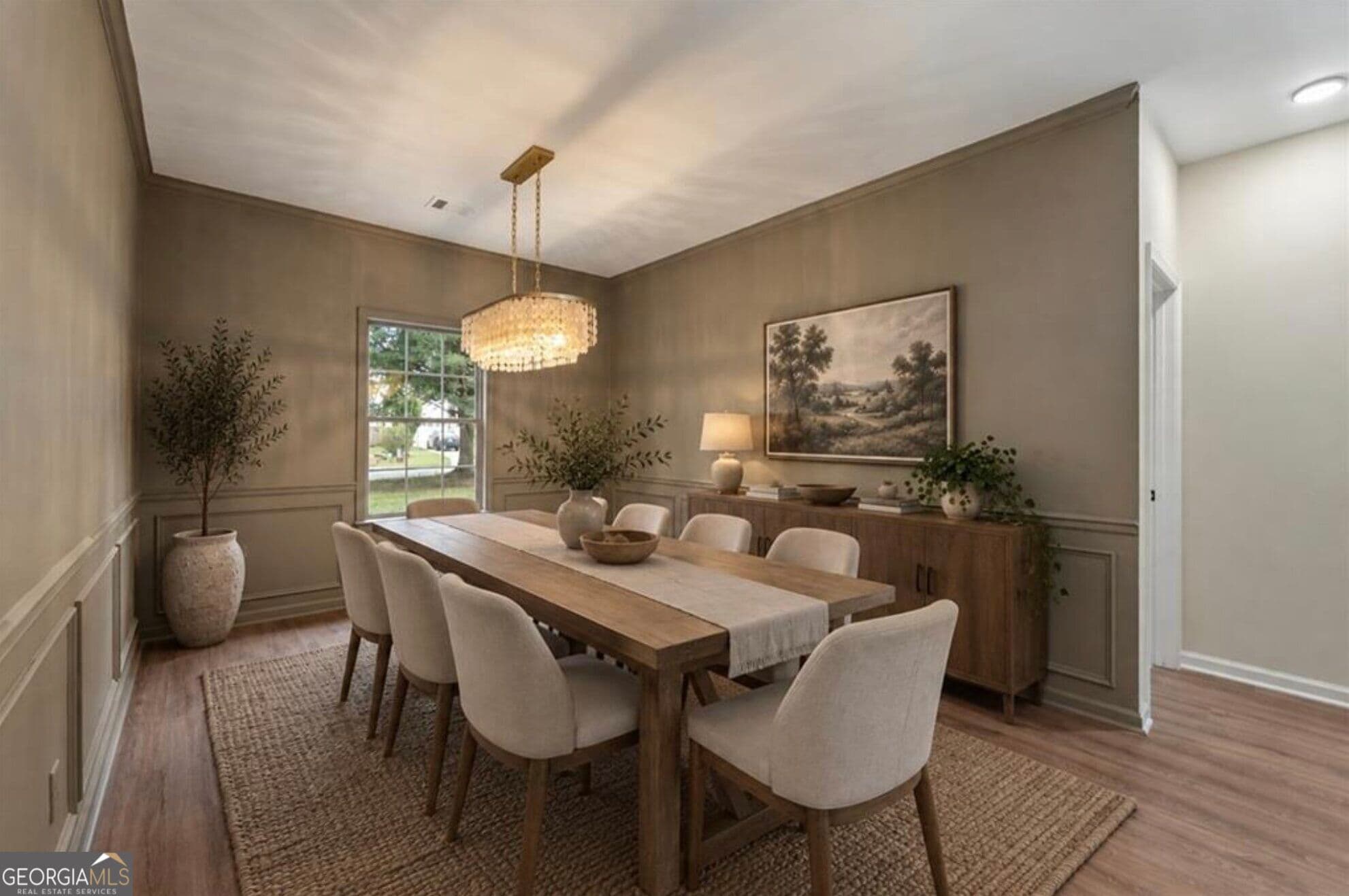 4 bedroom, 2 bathroom, 2,221 sq ft single family residence for sale at 5500 Arrowind Road, Lilburn, GA 30047 — photo 10