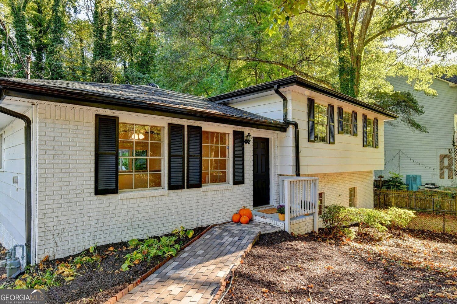 4 bedroom, 2.5 bathroom, 2,542 sq ft single family residence for sale at 1578 Wildwood Road, Marietta, GA 30062 — photo 3
