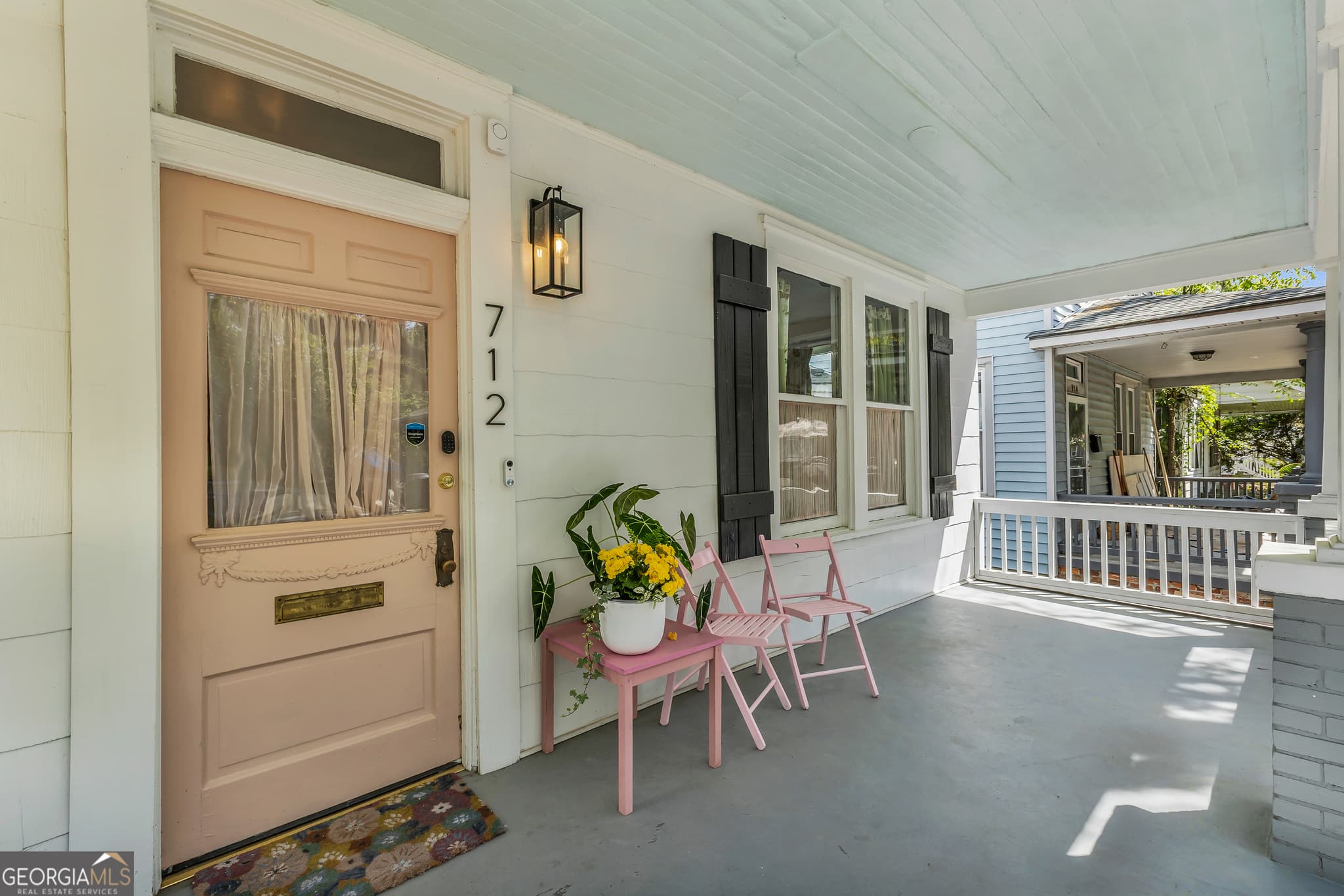4 bedroom, 2 bathroom, 1,700 sq ft single family residence for sale at 712 E 37th Street, Savannah, GA 31401 — photo 4