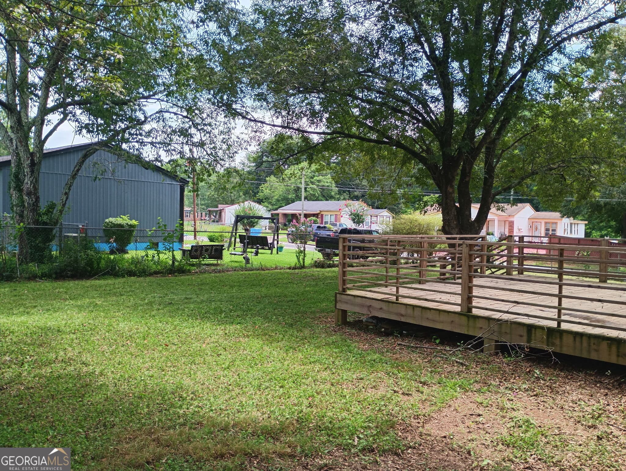 4 bedroom, 1 bathroom, 1,050 sq ft single family residence for rent at 300 Martin Circle, Athens, GA 30601 for $1,850 a month — photo 2
