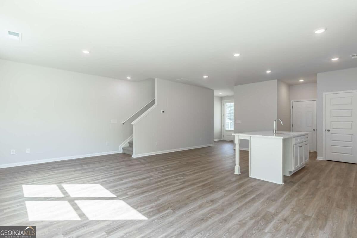 4 bedroom, 2.5 bathroom, 1,767 sq ft single family residence for sale at 1150 Earlywood Way, Monroe, GA 30655 — photo 10