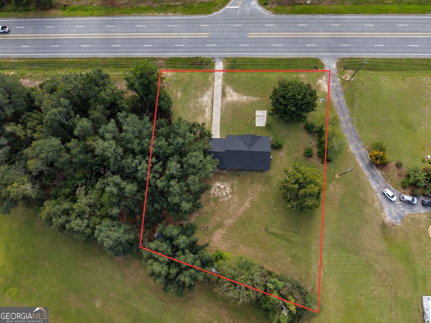 3 bedroom, 2 bathroom, 1,458 sq ft single family residence for sale at 3848 Hatch Parkway, Baxley, GA 31513 — photo 3