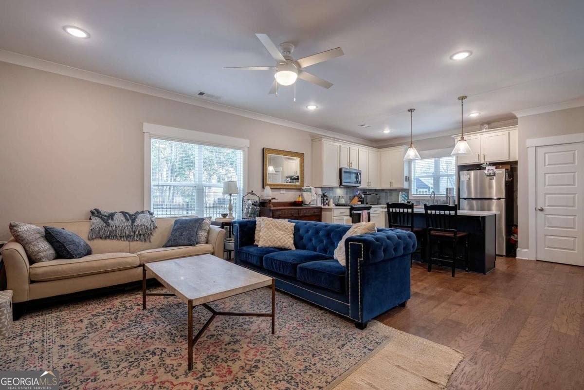 4 bedroom, 3 bathroom, 1,932 sq ft single family residence for sale at 655 Oglethorpe Avenue, Athens, GA 30606 — photo 7