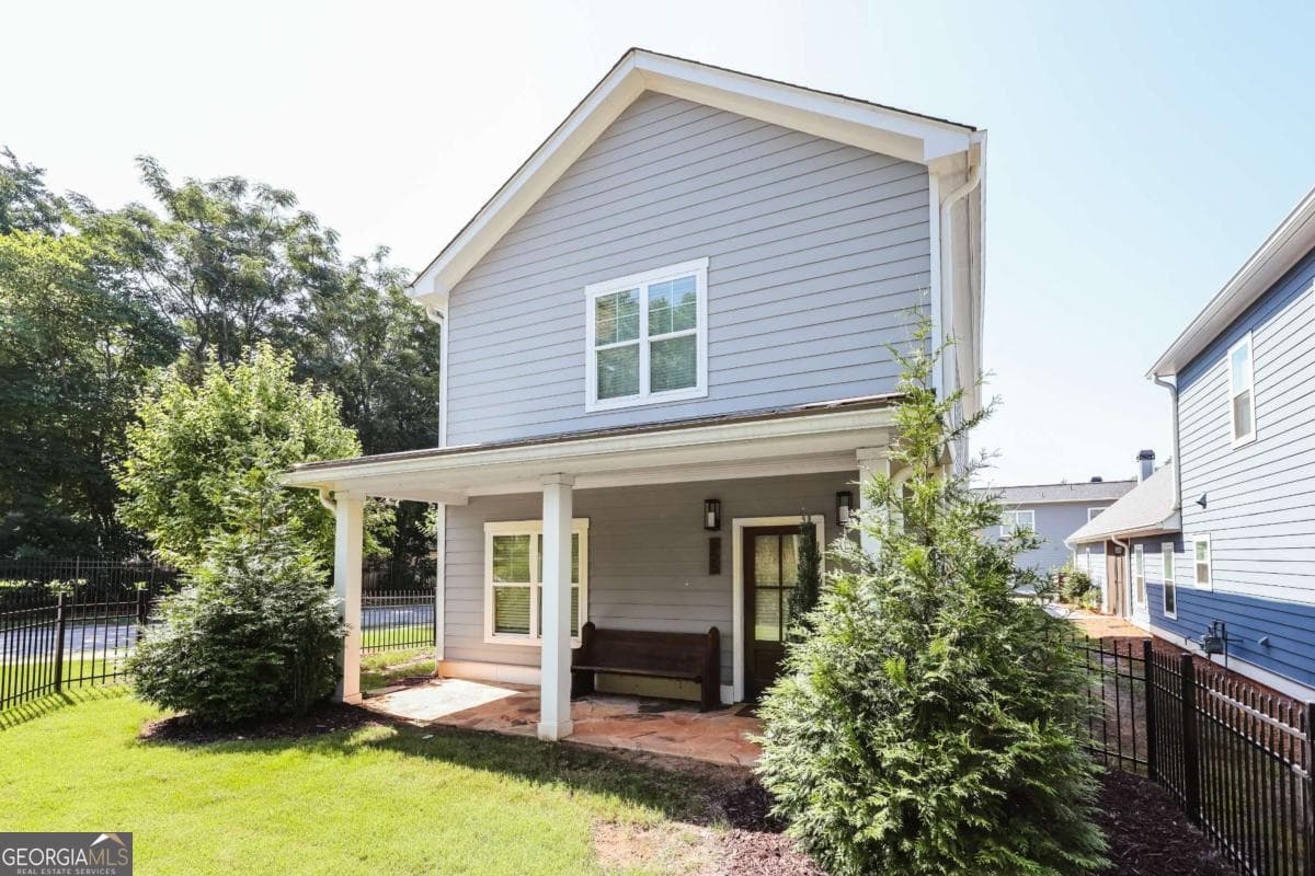 4 bedroom, 3 bathroom, 1,932 sq ft single family residence for sale at 655 Oglethorpe Avenue, Athens, GA 30606 — photo 1 of 42