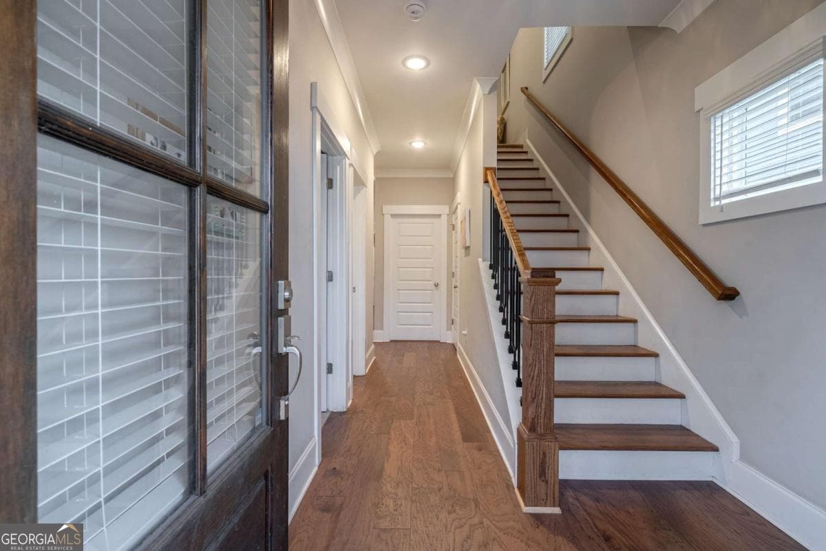 4 bedroom, 3 bathroom, 1,932 sq ft single family residence for sale at 655 Oglethorpe Avenue, Athens, GA 30606 — photo 5