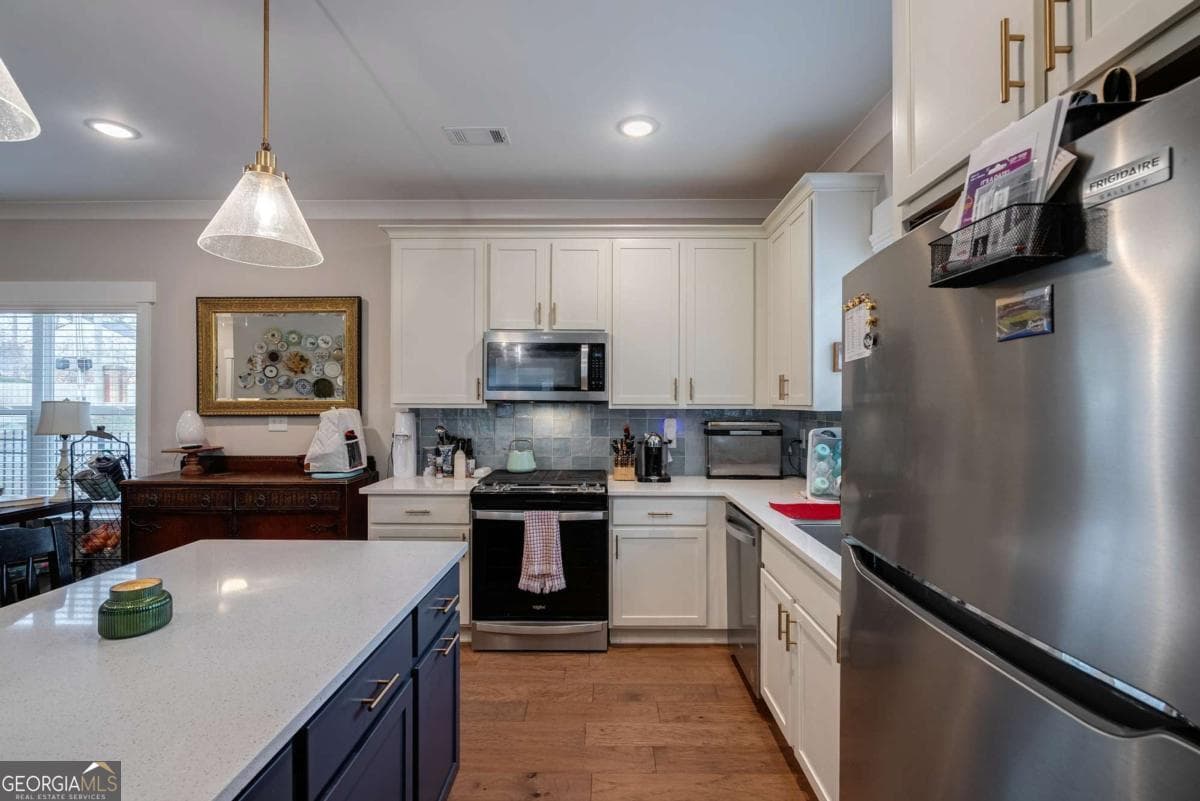 4 bedroom, 3 bathroom, 1,932 sq ft single family residence for sale at 655 Oglethorpe Avenue, Athens, GA 30606 — photo 10