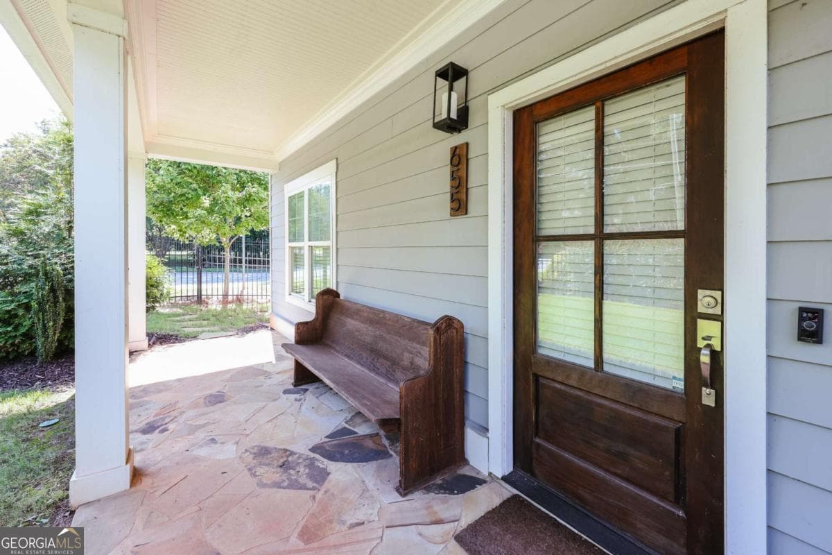 4 bedroom, 3 bathroom, 1,932 sq ft single family residence for sale at 655 Oglethorpe Avenue, Athens, GA 30606 — photo 4