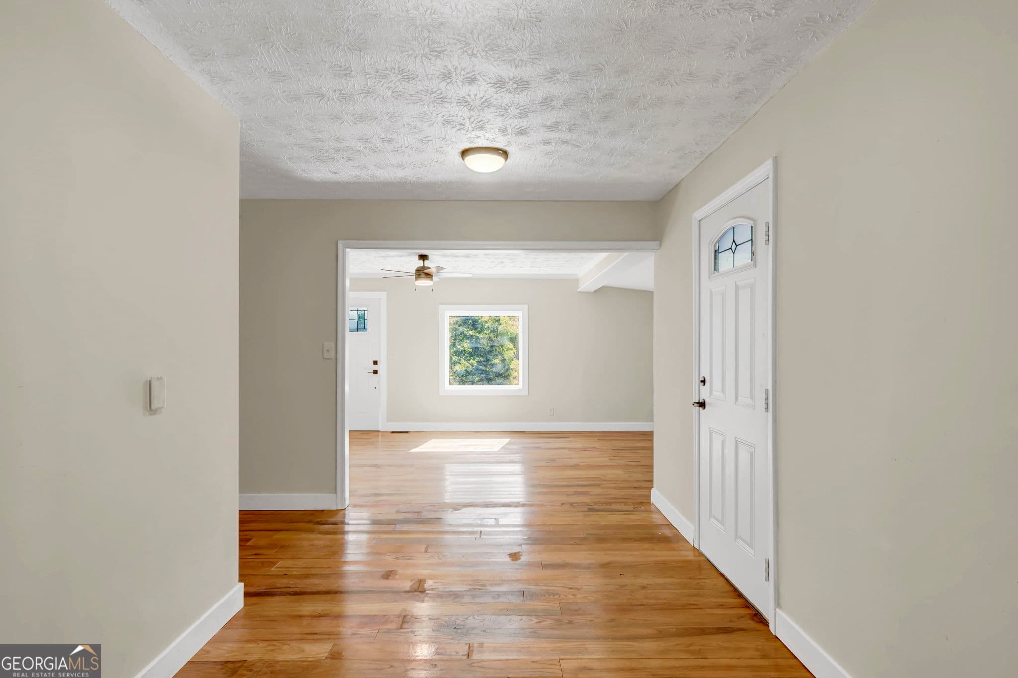 4 bedroom, 2 bathroom, 1,690 sq ft single family residence for sale at 575 Laurelwood Drive, Tyrone, GA 30290 — photo 7
