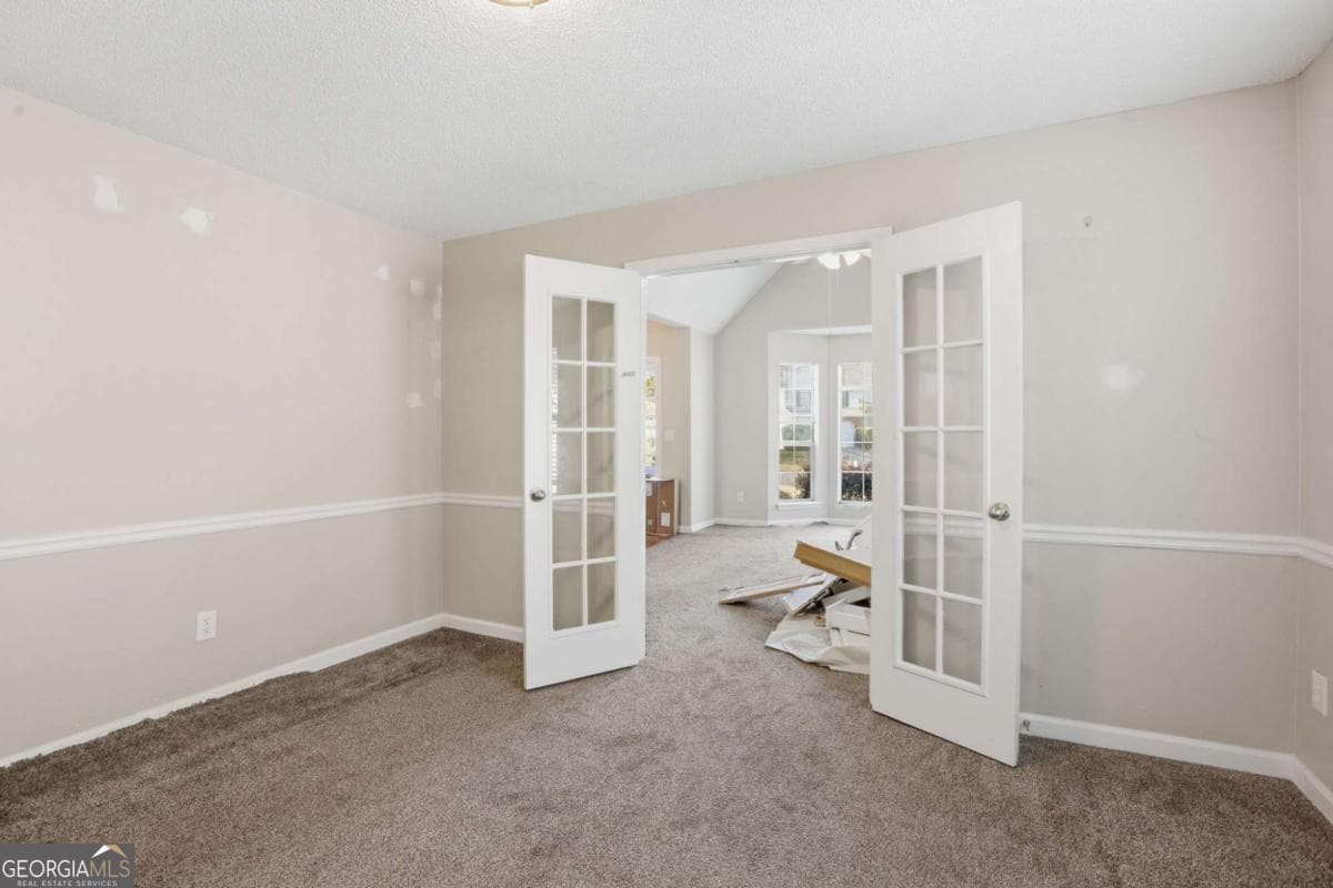3 bedroom, 2.5 bathroom, 1,863 sq ft single family residence for sale at 1404 Chapel Hill Lane, Marietta, GA 30008 — photo 9