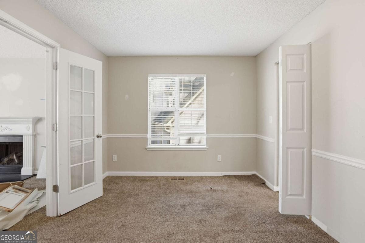 3 bedroom, 2.5 bathroom, 1,863 sq ft single family residence for sale at 1404 Chapel Hill Lane, Marietta, GA 30008 — photo 10