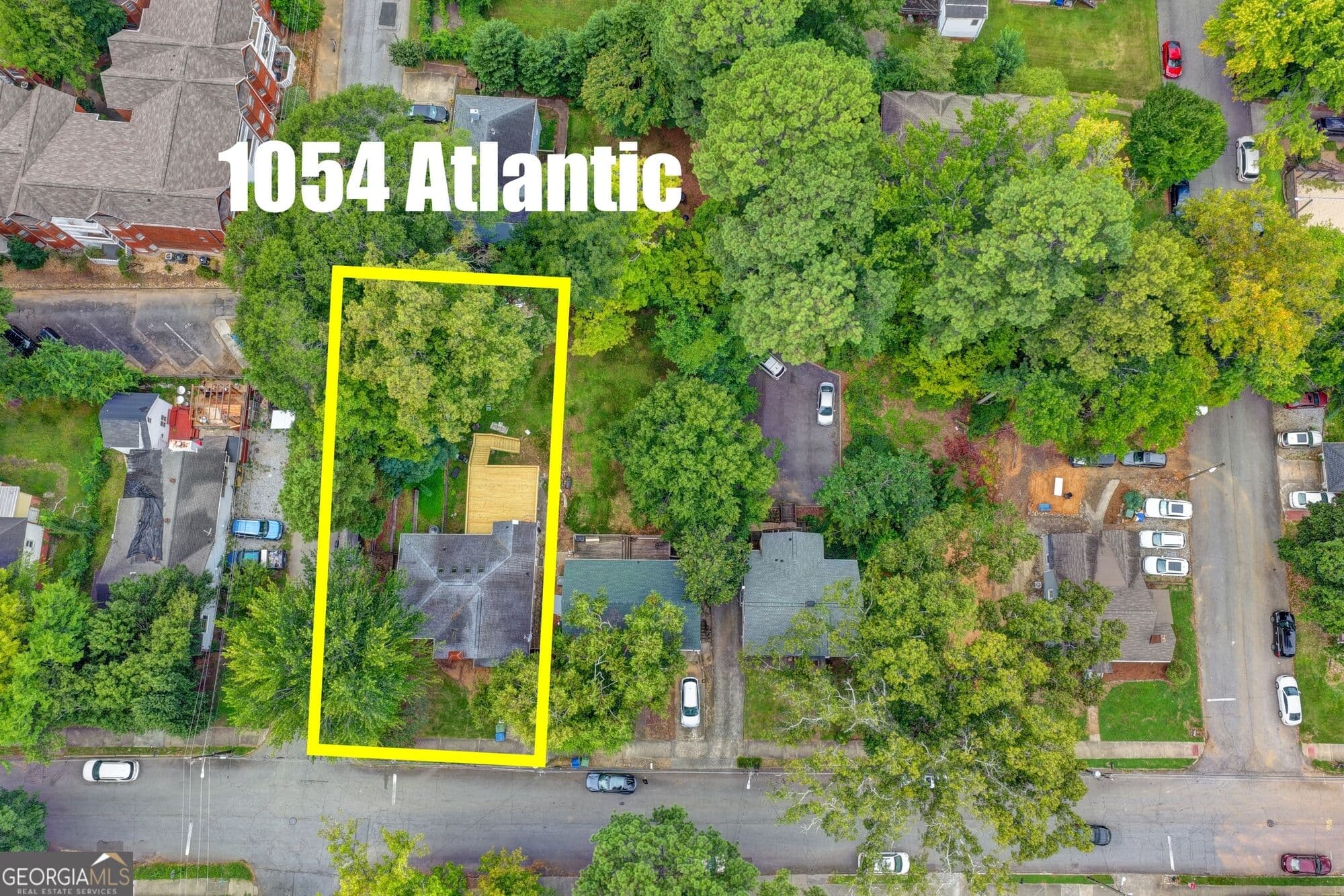 7 bedroom, 2.5 bathroom, 2,800 sq ft single family residence for sale at 1054 Atlantic Drive, Atlanta, GA 30318 — photo 2