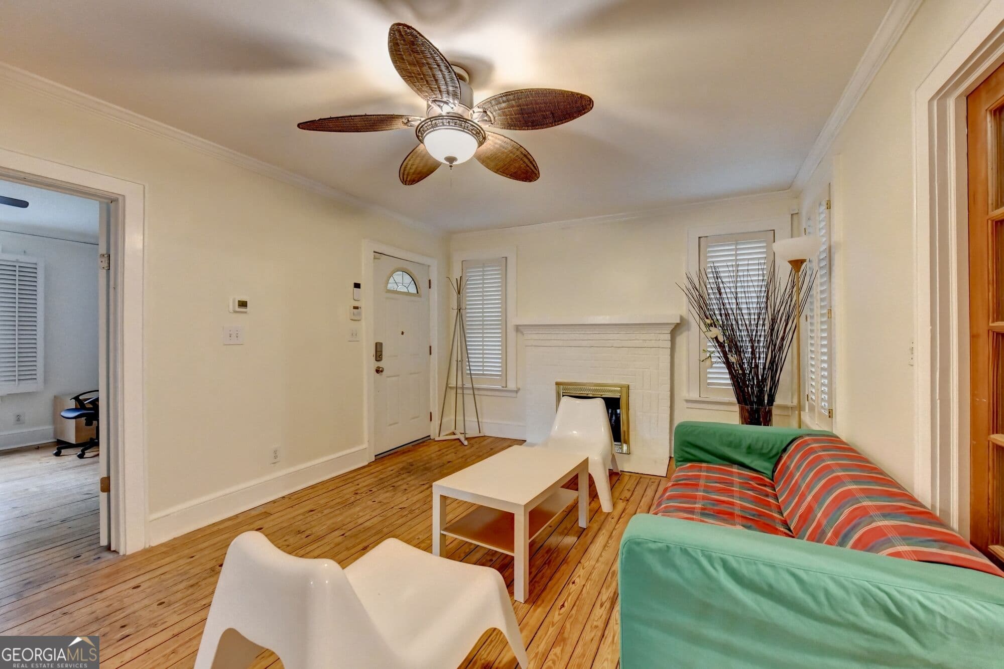 7 bedroom, 2.5 bathroom, 2,800 sq ft single family residence for sale at 1054 Atlantic Drive, Atlanta, GA 30318 — photo 8