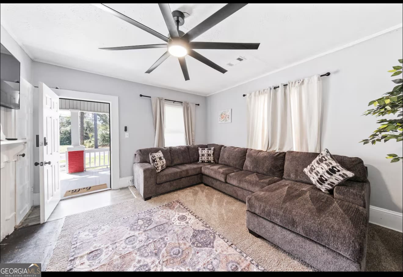 3 bedroom, 2 bathroom, 1,408 sq ft single family residence for sale at 863 Richmond Street, Macon, GA 31206 — photo 4