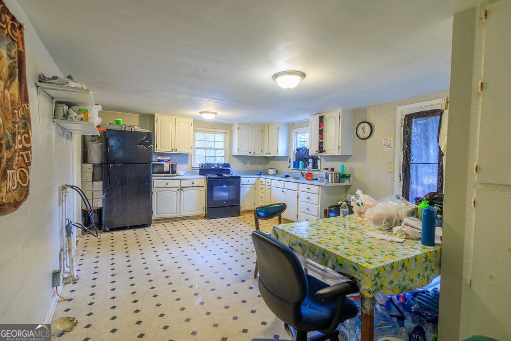 3 bedroom, 1 bathroom, 768 sq ft single family residence for sale at 100 Daisy Circle, Canton, GA 30114 — photo 5