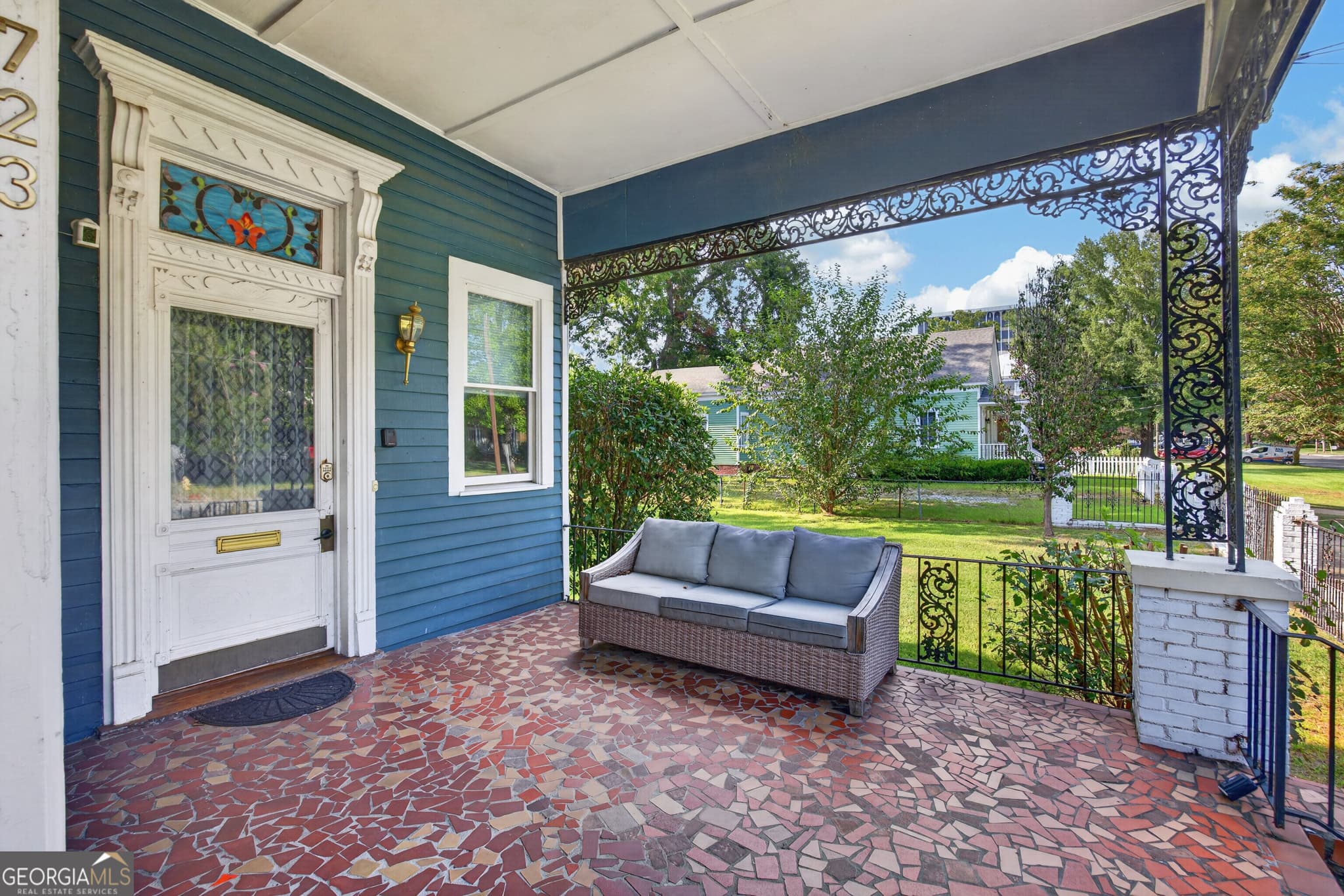 3 bedroom, 3.5 bathroom, 2,415 sq ft single family residence for sale at 723 2nd Avenue, Columbus, GA 31901 — photo 5