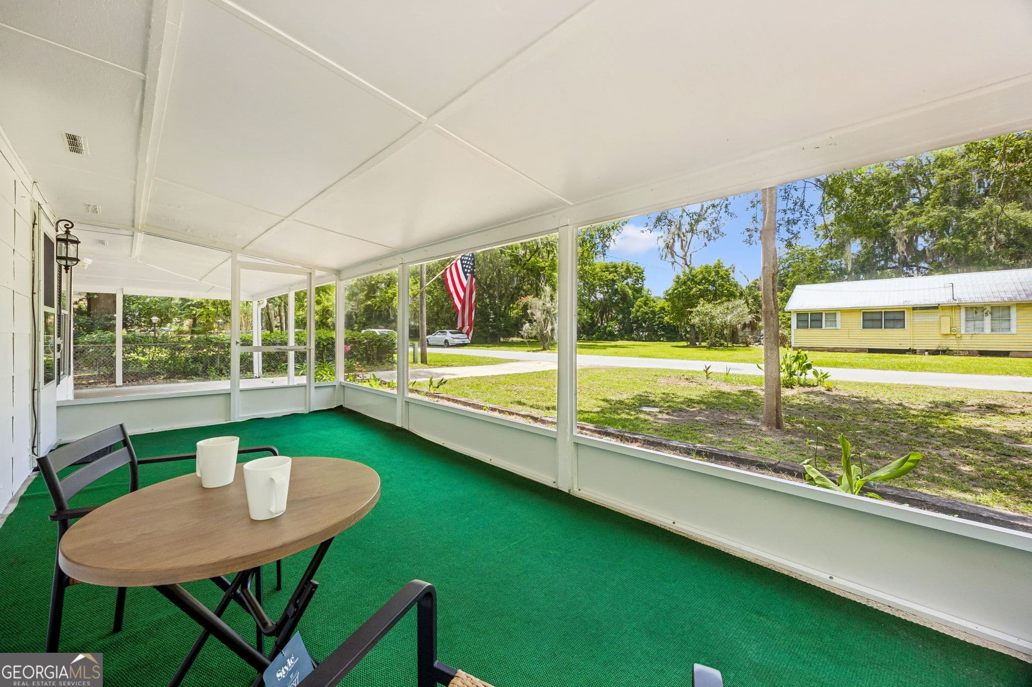 2 bedroom, 1 bathroom, 750 sq ft single family residence for sale at 322 N Satilla Street, Kingsland, GA 31548 — photo 5