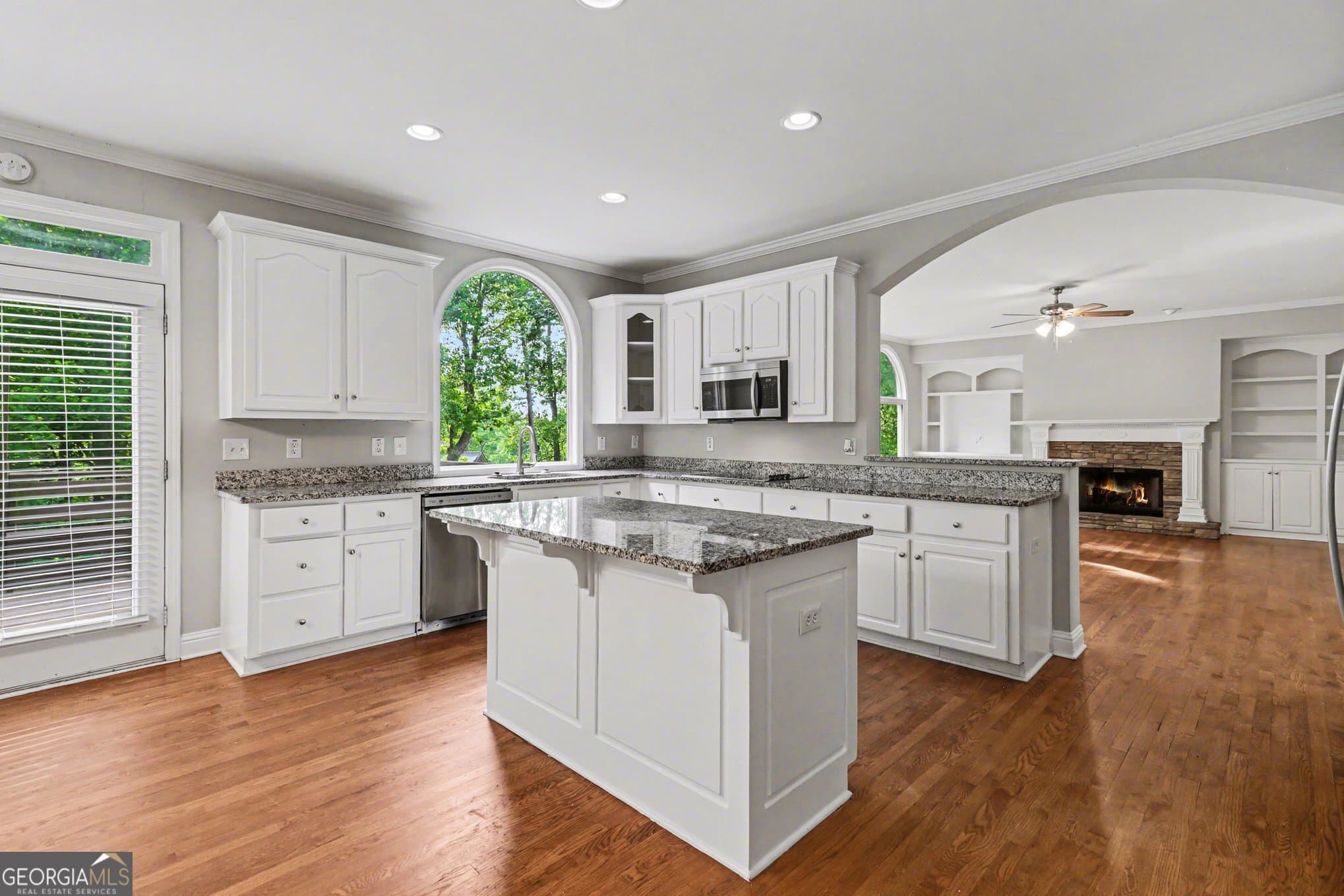 4 bedroom, 4.5 bathroom, 3,045 sq ft single family residence for sale at 1253 Hadaway Garden Drive, Kennesaw, GA 30152 — photo 7
