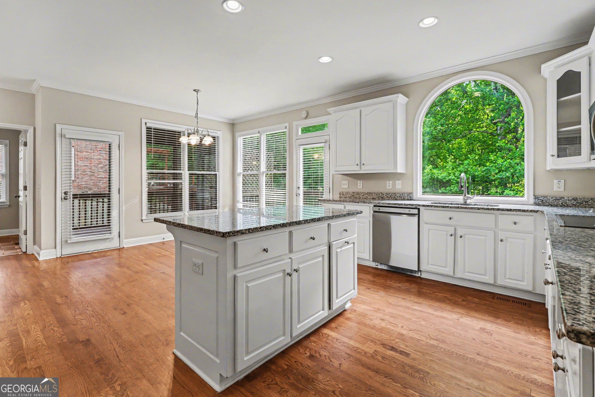 4 bedroom, 4.5 bathroom, 3,045 sq ft single family residence for sale at 1253 Hadaway Garden Drive, Kennesaw, GA 30152 — photo 8