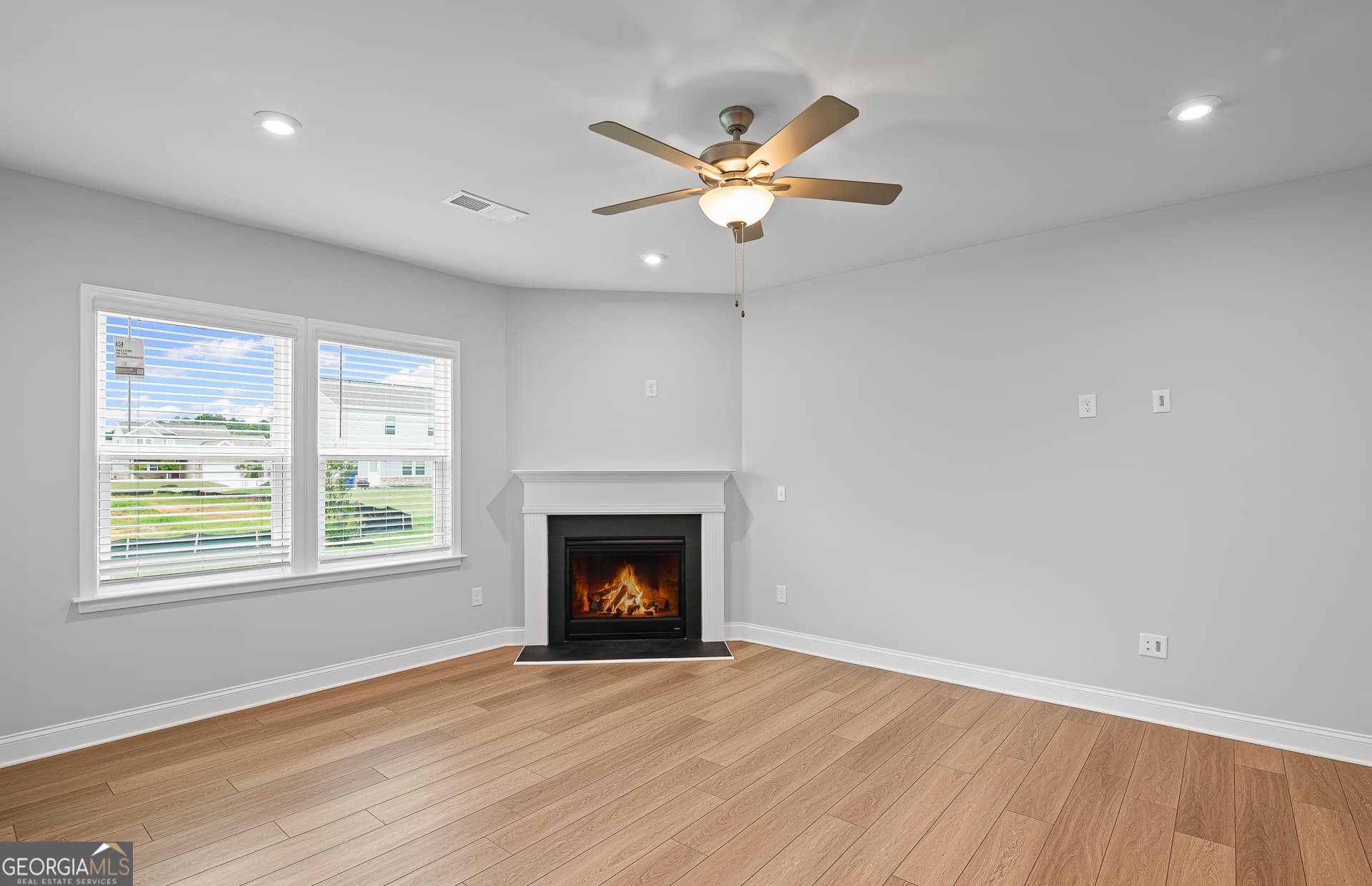 3 bedroom, 2.5 bathroom, 2,538 sq ft single family residence for sale at 232 Delilah Street, Mcdonough, GA 30252 — photo 7