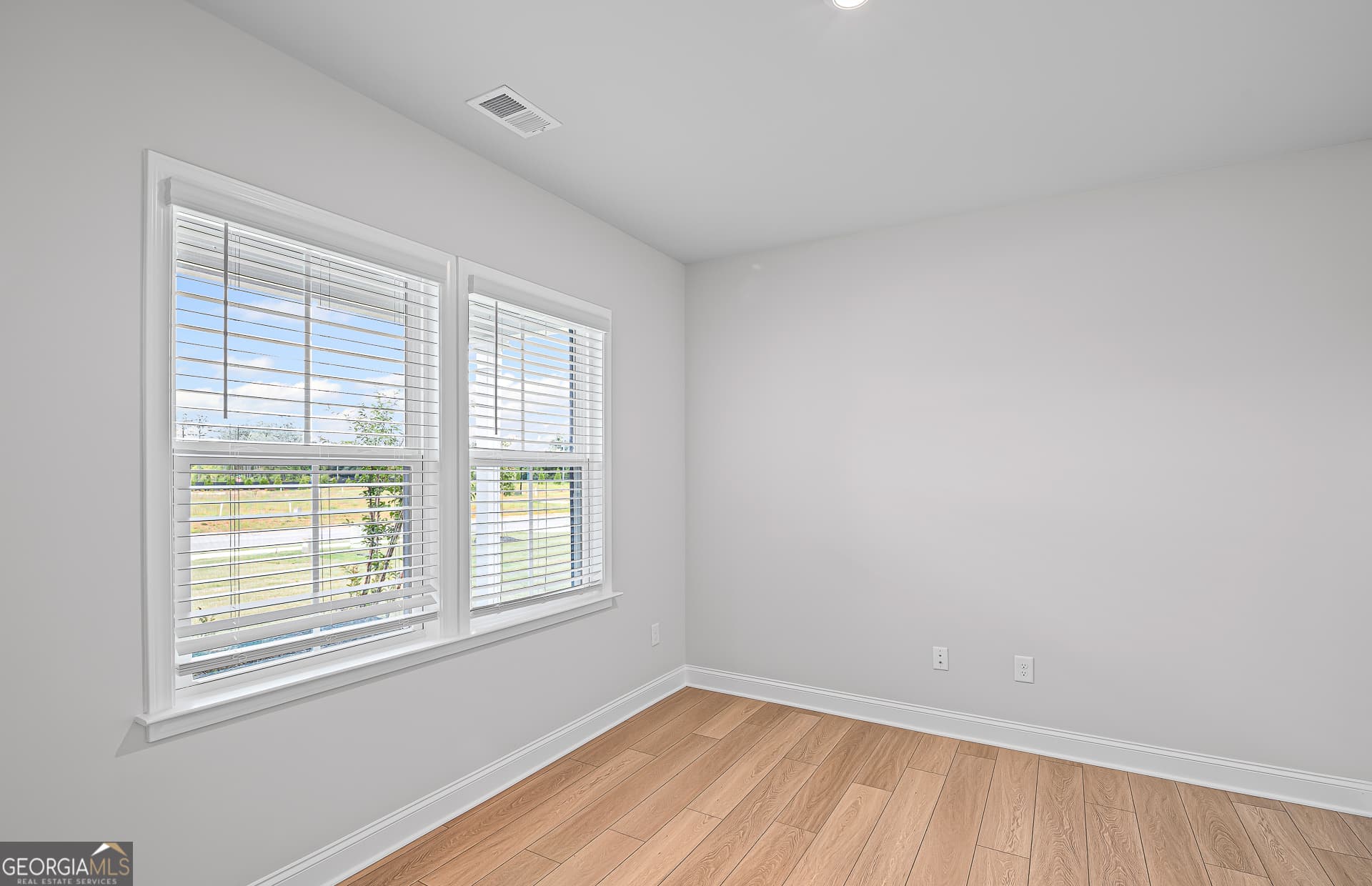 3 bedroom, 2.5 bathroom, 2,538 sq ft single family residence for sale at 232 Delilah Street, Mcdonough, GA 30252 — photo 5