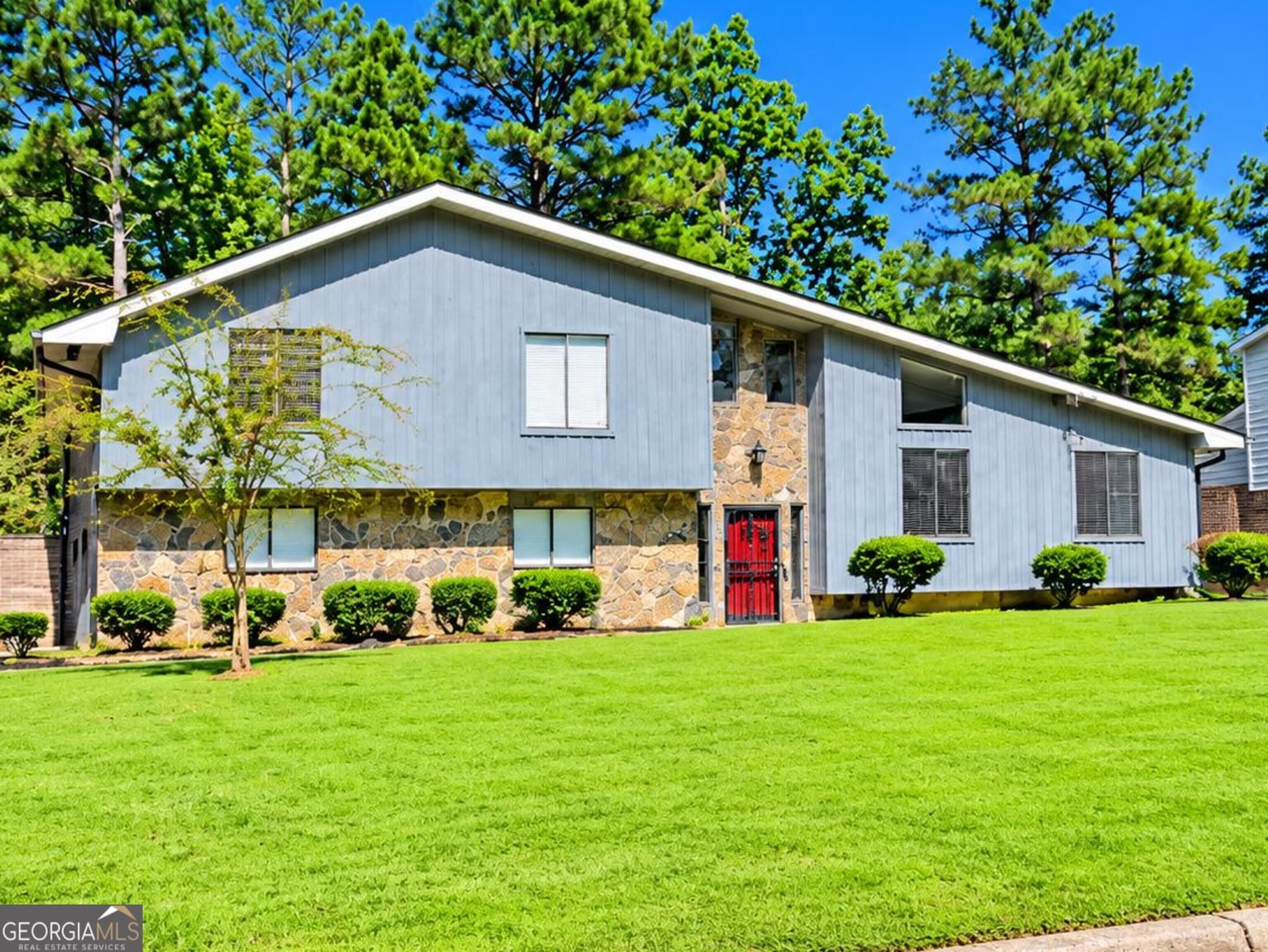 4 bedroom, 3 bathroom, 2,100 sq ft single family residence for sale at 3255 Redona, Atlanta, GA 30349 — photo 1 of 40