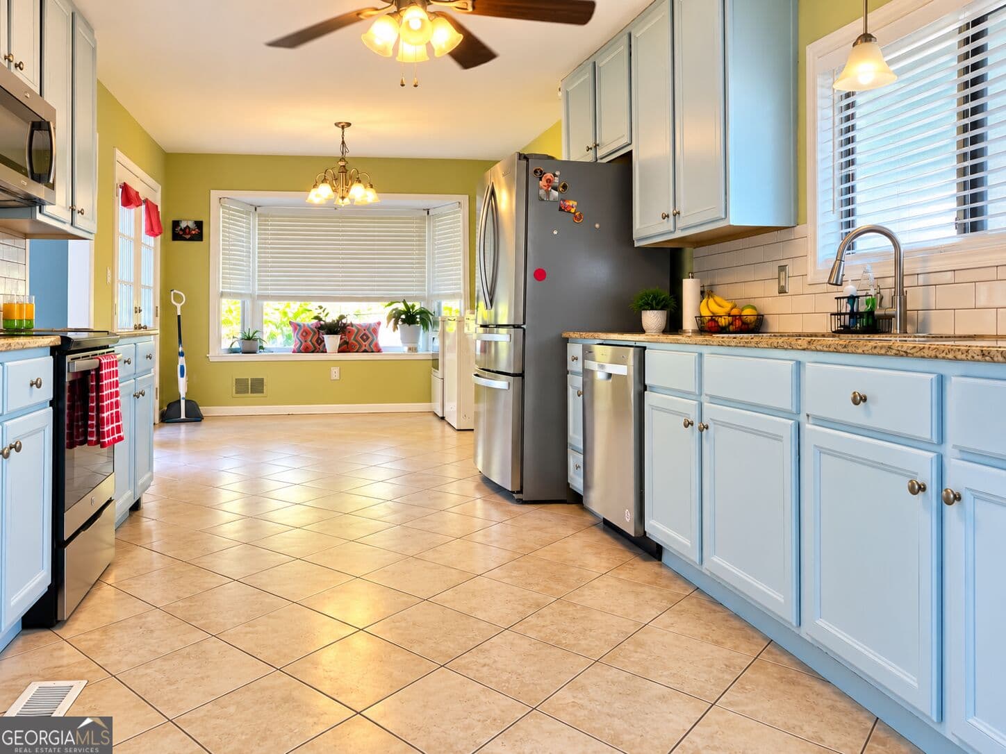 4 bedroom, 3 bathroom, 2,100 sq ft single family residence for sale at 3255 Redona, Atlanta, GA 30349 — photo 9