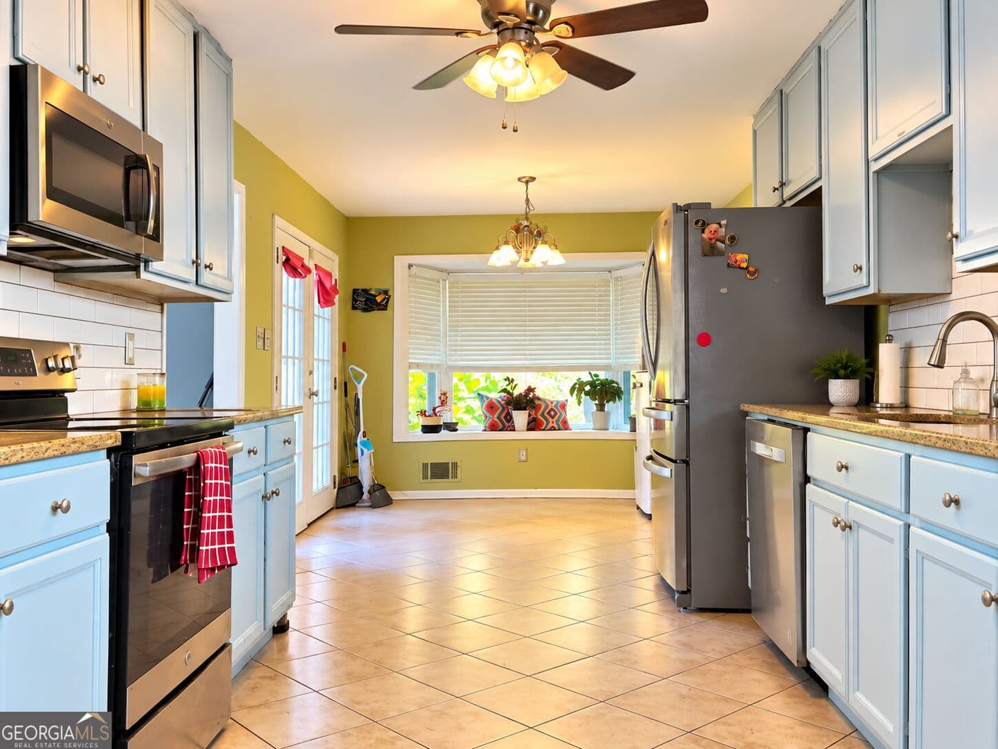 4 bedroom, 3 bathroom, 2,100 sq ft single family residence for sale at 3255 Redona, Atlanta, GA 30349 — photo 8