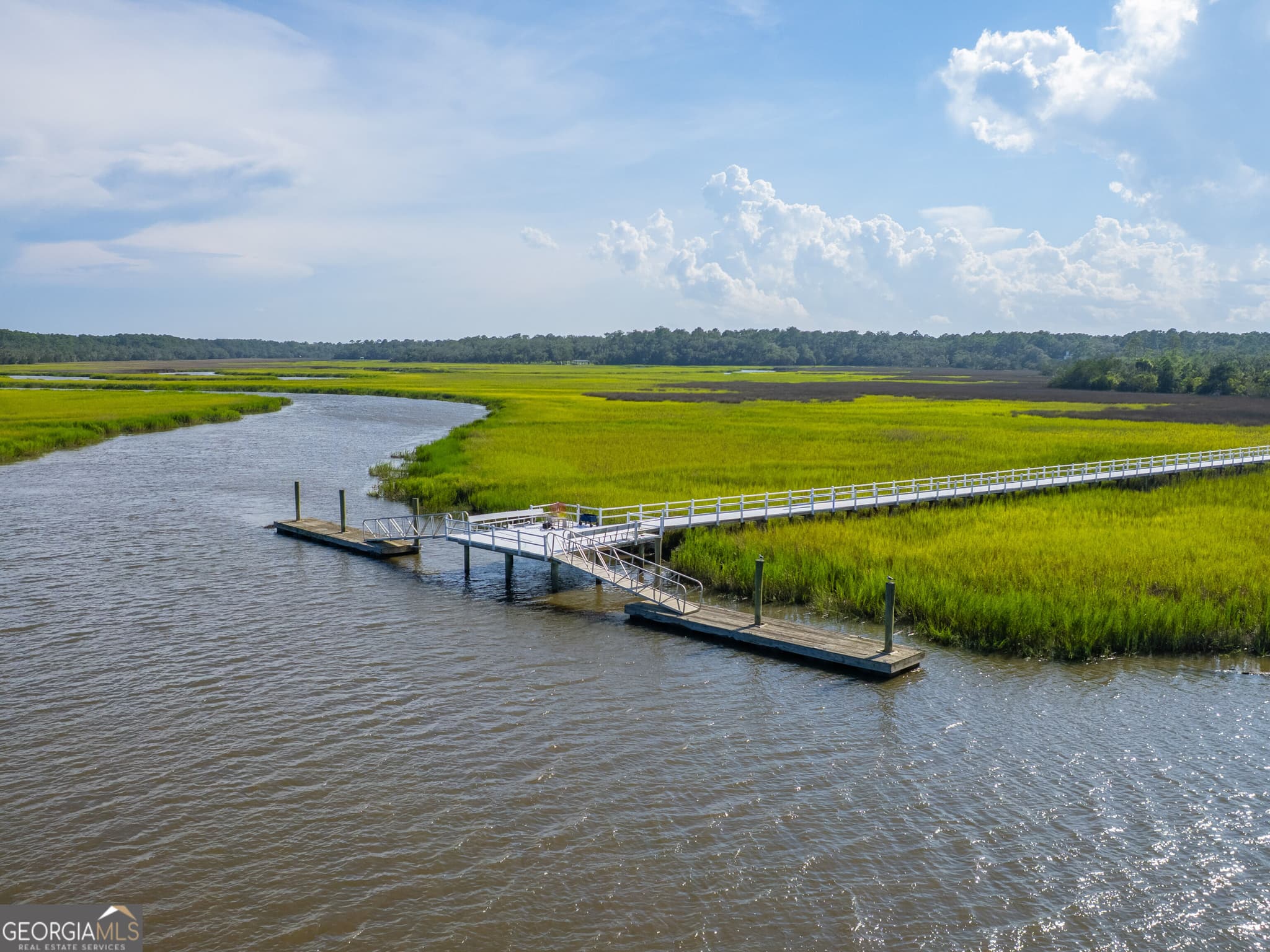 4 bedroom, 3.5 bathroom, 3,549 sq ft single family residence for sale at 105 Jones Creek Drive, St. Simons, GA 31522 — photo 5