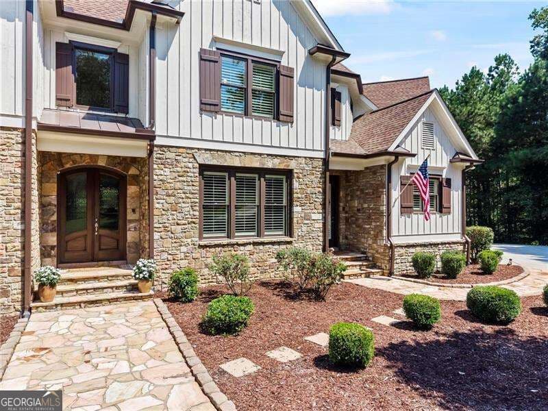 6 bedroom, 7 bathroom, 5,682 sq ft single family residence for sale at 103 Townsend Pass, Alpharetta, GA 30004 — photo 3