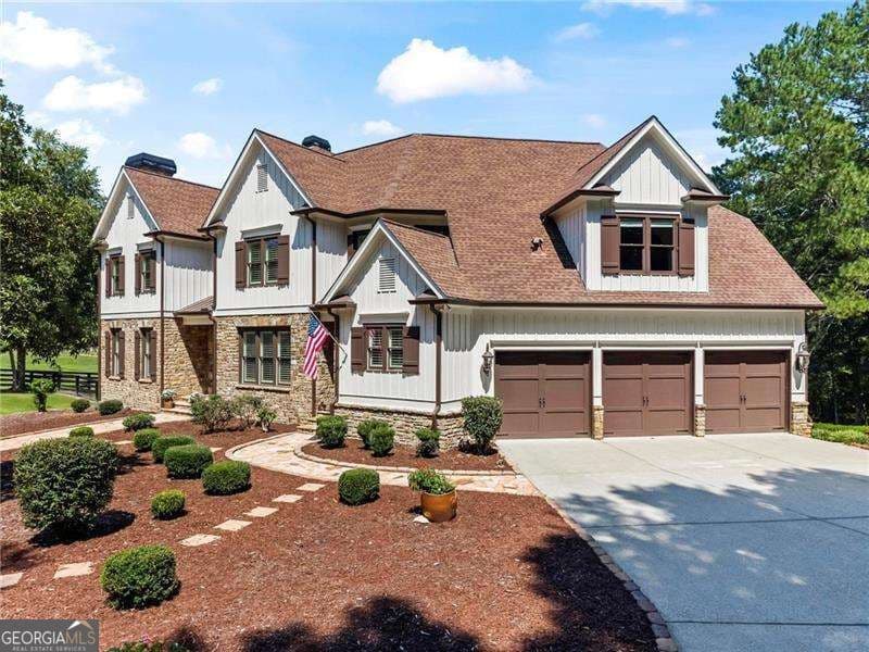 6 bedroom, 7 bathroom, 5,682 sq ft single family residence for sale at 103 Townsend Pass, Alpharetta, GA 30004 — photo 4