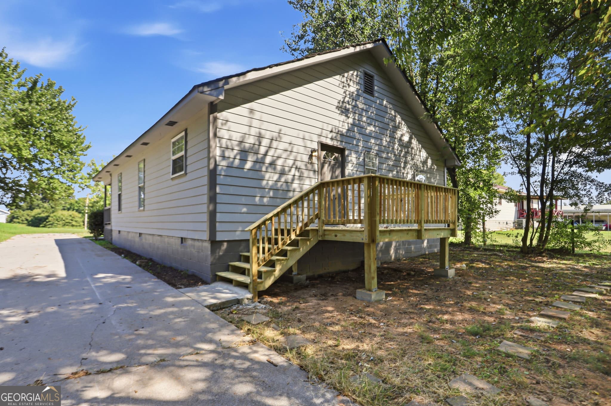 2 bedroom, 1 bathroom, 1,186 sq ft single family residence for sale at 140 Triple D Drive, Adairsville, GA 30103 — photo 5