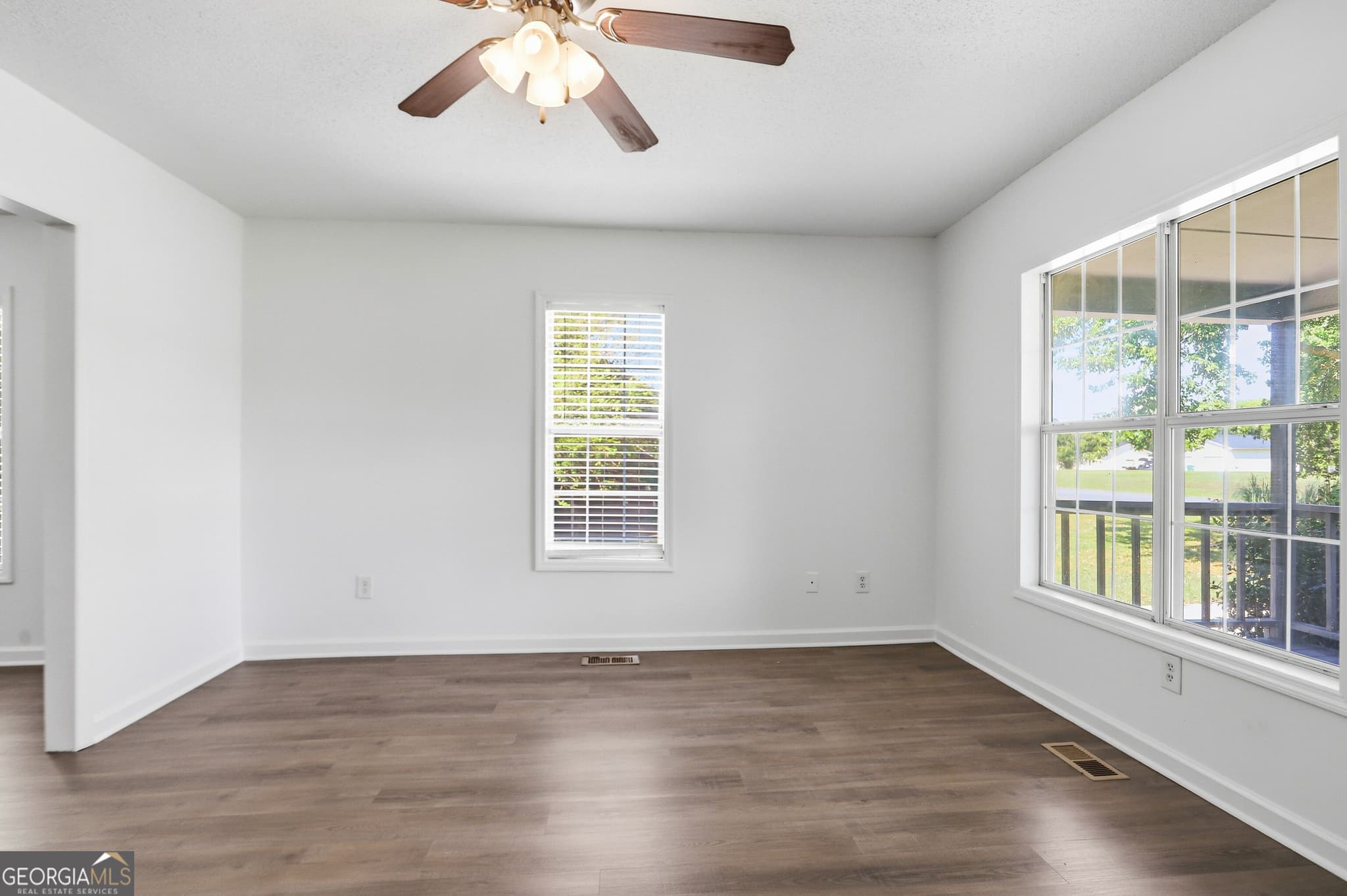 2 bedroom, 1 bathroom, 1,186 sq ft single family residence for sale at 140 Triple D Drive, Adairsville, GA 30103 — photo 10