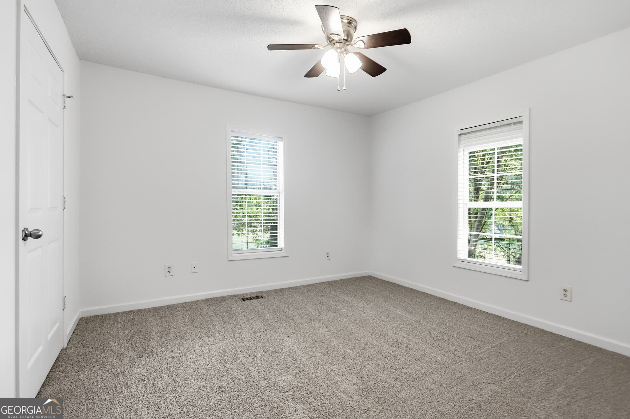 2 bedroom, 1 bathroom, 1,186 sq ft single family residence for sale at 140 Triple D Drive, Adairsville, GA 30103 — photo 4