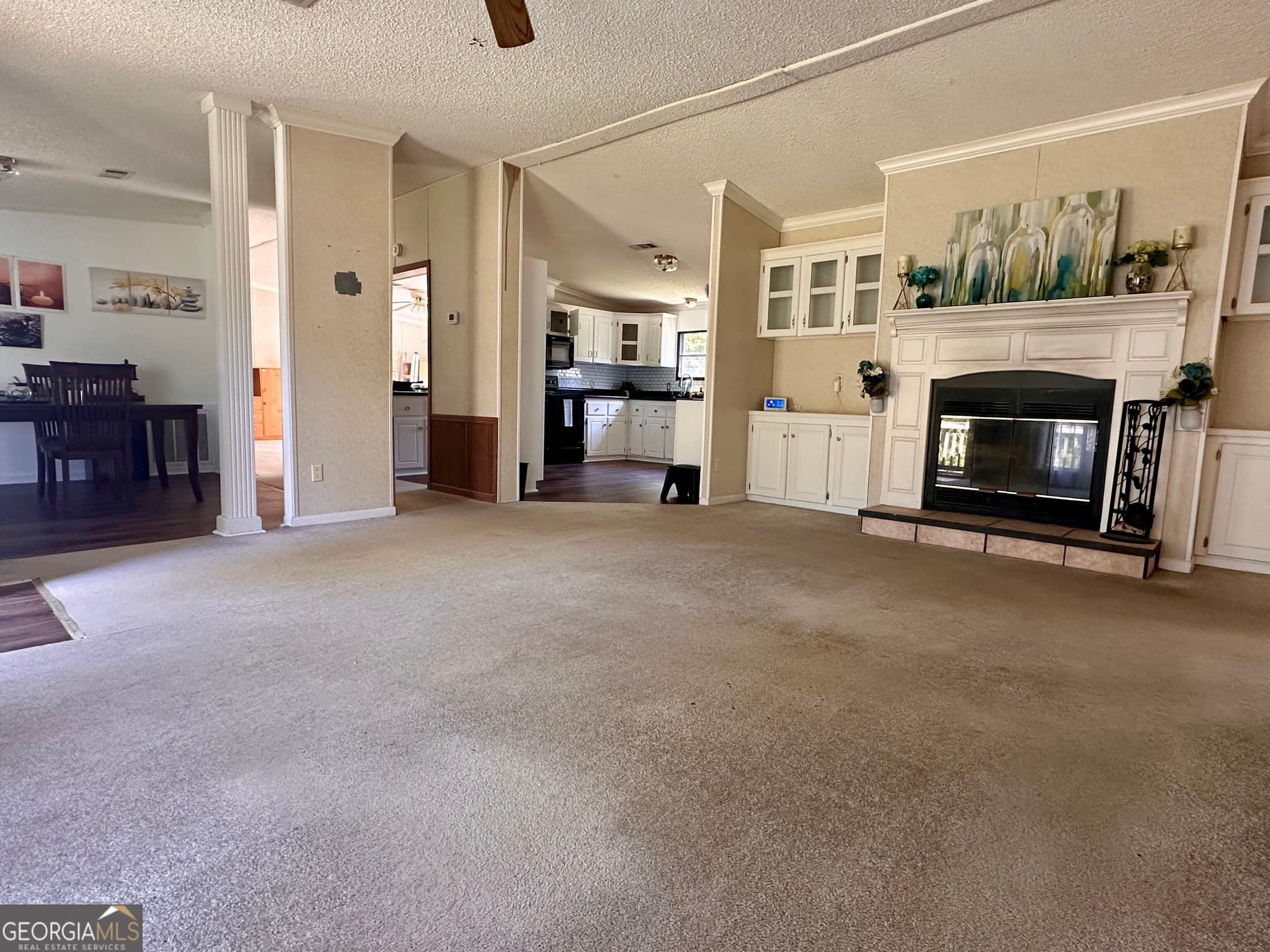 4 bedroom, 2 bathroom, 2,432 sq ft manufactured home,single family residence for sale at 293 Winding Way Drive, Jeffersonville, GA 31044 — photo 3