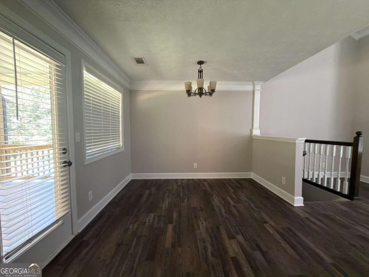 3 bedroom, 2 bathroom single family residence for rent at 252 Thorn Brook Circle, Bethlehem, GA 30620 for $2,000 a month — photo 6