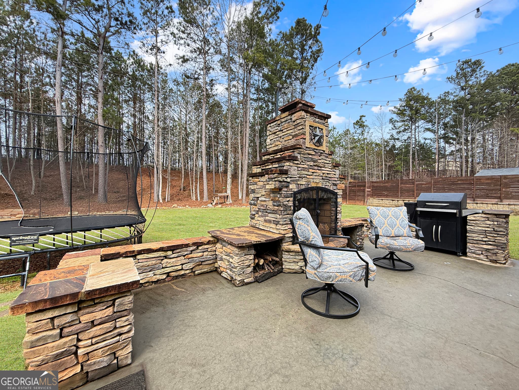 5 bedroom, 4 bathroom, 3,604 sq ft single family residence for sale at 50 Canyon View Drive, Newnan, GA 30265 — photo 6