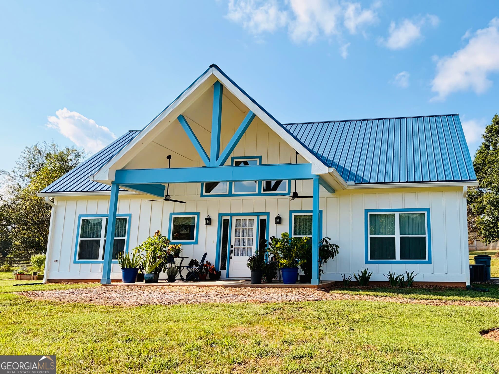 2 bedroom, 2 bathroom, 1,794 sq ft single family residence for sale at 132 Fairview Meadows Drive, Demorest, GA 30535 — photo 2