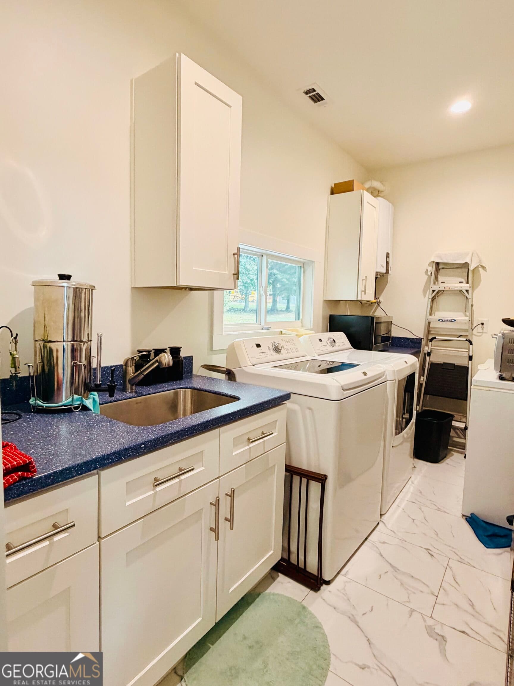 2 bedroom, 2 bathroom, 1,794 sq ft single family residence for sale at 132 Fairview Meadows Drive, Demorest, GA 30535 — photo 10