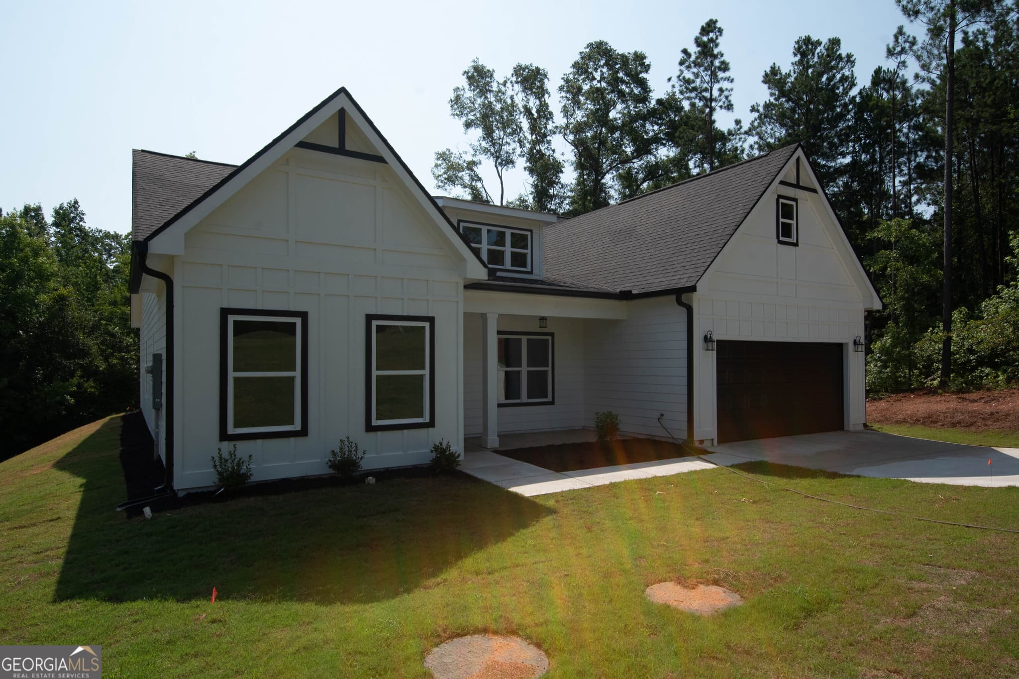 3 bedroom, 2 bathroom, 2,068 sq ft single family residence for sale at 186 Connally Place, Griffin, GA 30223 — photo 3