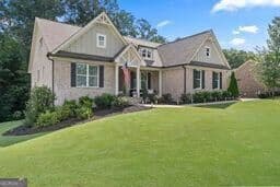 4 bedroom, 3.5 bathroom, 3,165 sq ft single family residence for sale at 41 Saint Ives Circle, Winder, GA 30680 — photo 2