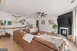 4 bedroom, 3.5 bathroom, 3,165 sq ft single family residence for sale at 41 Saint Ives Circle, Winder, GA 30680 — photo 10