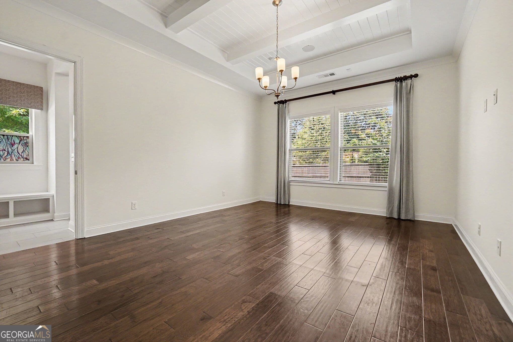 3 bedroom, 2.5 bathroom, 2,688 sq ft single family residence for sale at 105 Sheridan Drive, Woodstock, GA 30189 — photo 9