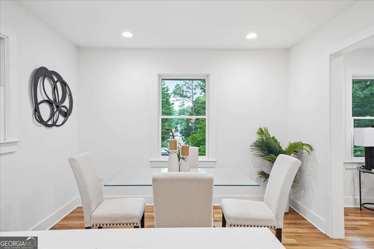3 bedroom, 2 bathroom, 1,526 sq ft single family residence for sale at 1875 Ravenwood Way, Atlanta, GA 30329 — photo 8