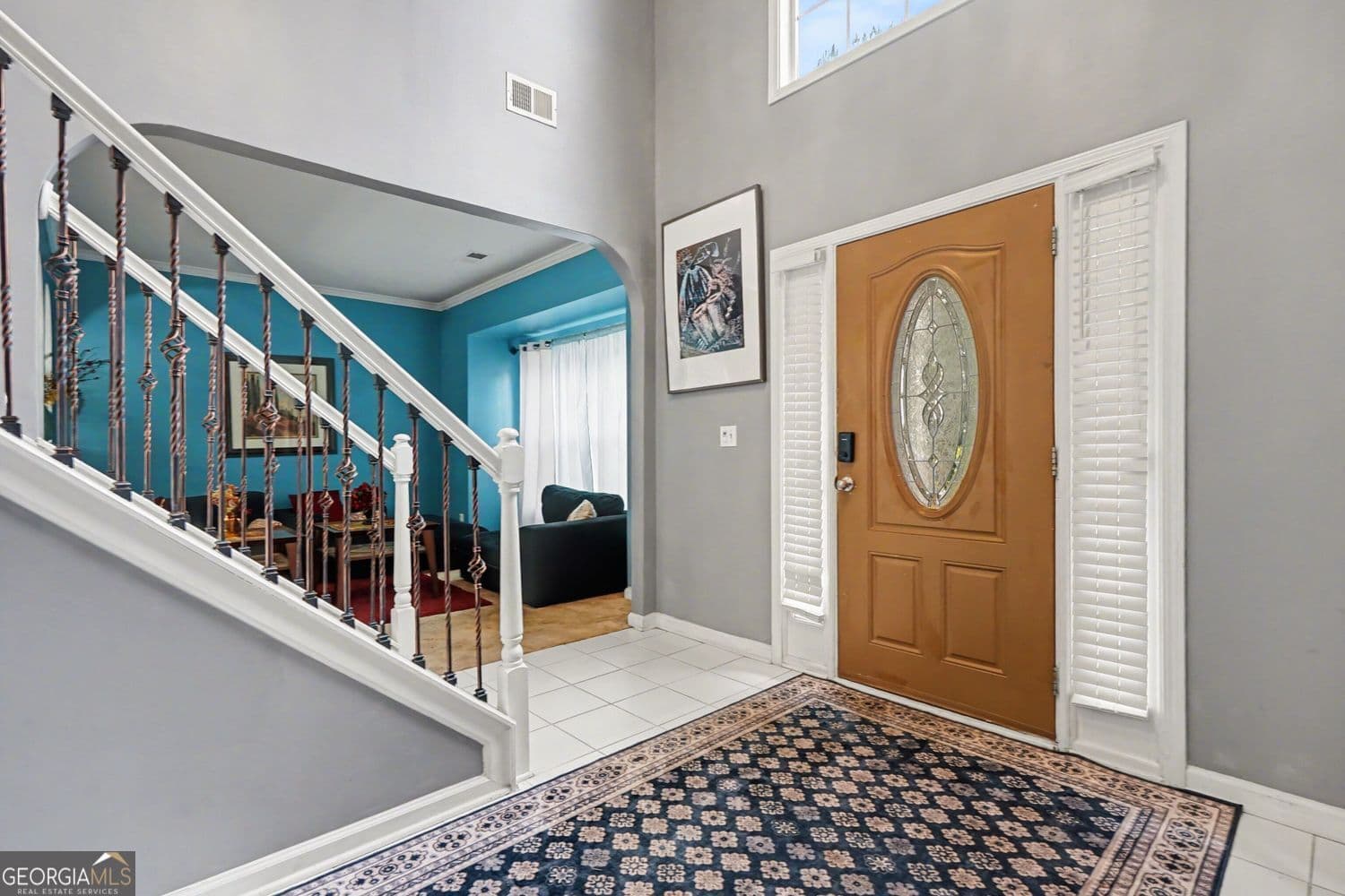 5 bedroom, 3 bathroom, 3,057 sq ft single family residence for sale at 3382 Sandwedge Court, Snellville, GA 30039 — photo 2