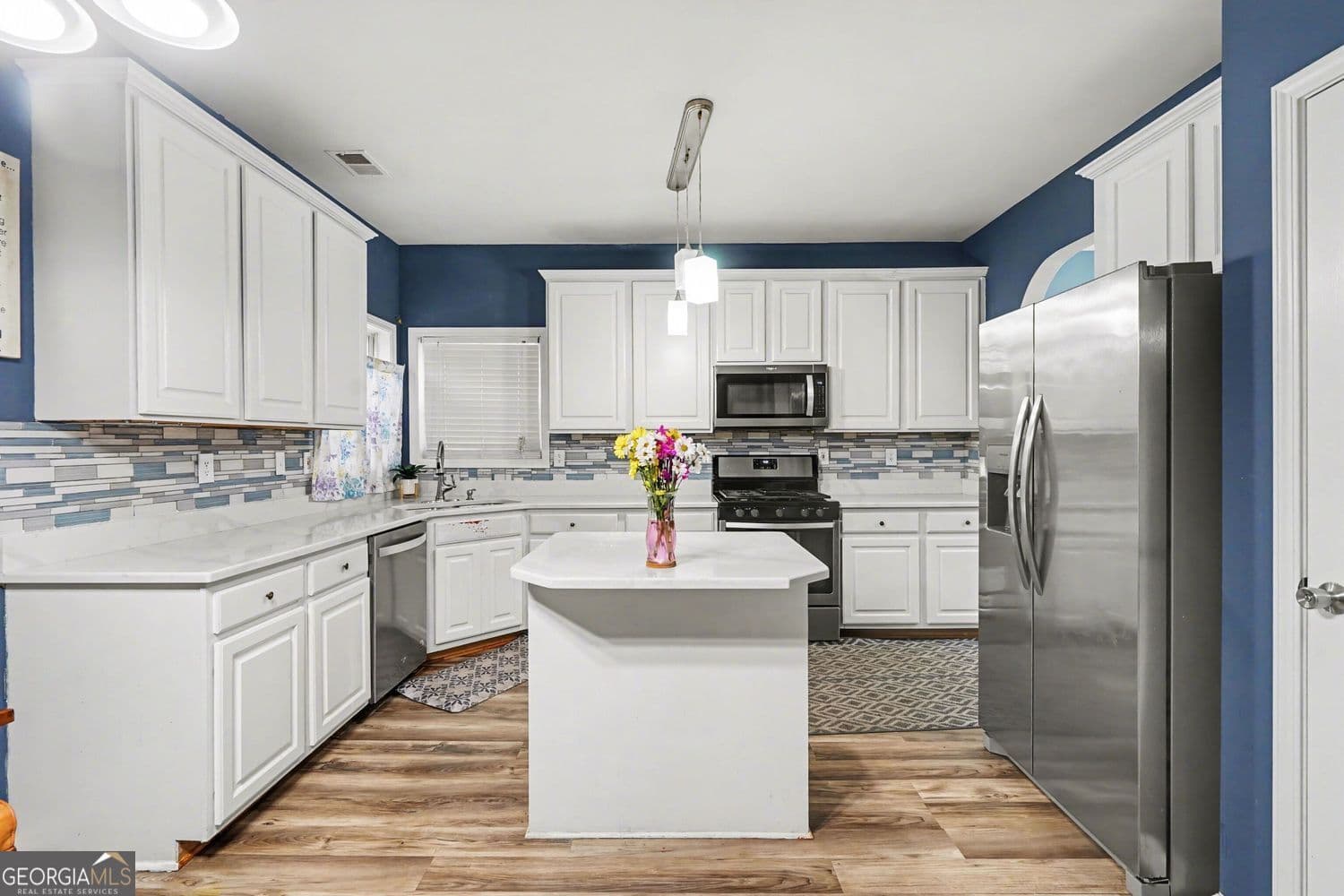 5 bedroom, 3 bathroom, 3,057 sq ft single family residence for sale at 3382 Sandwedge Court, Snellville, GA 30039 — photo 8