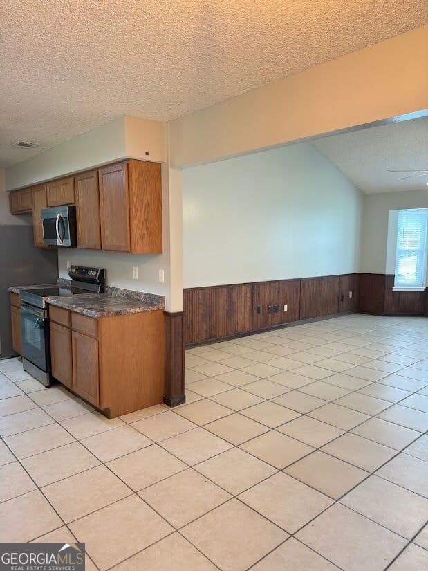 3 bedroom, 2 bathroom, 1,260 sq ft single family residence for rent at 118 Castle Oak Court, Kingsland, GA 31548 for $1,750 a month — photo 6