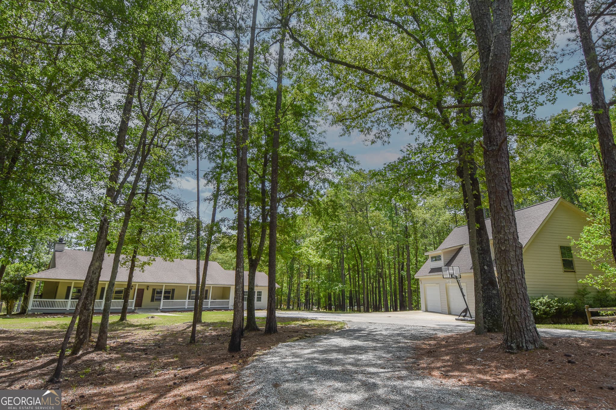 5 bedroom, 3 bathroom, 3,454 sq ft single family residence sold at 1940 Vega Road, Meansville, GA 30256