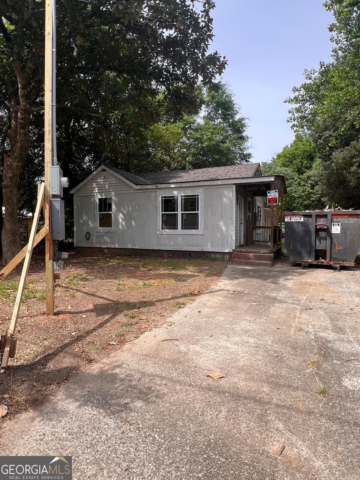 4 bedroom, 2.5 bathroom, 1,508 sq ft single family residence for sale at 4249 Trammel Avenue, Macon, GA 31206 — photo 1 of 9