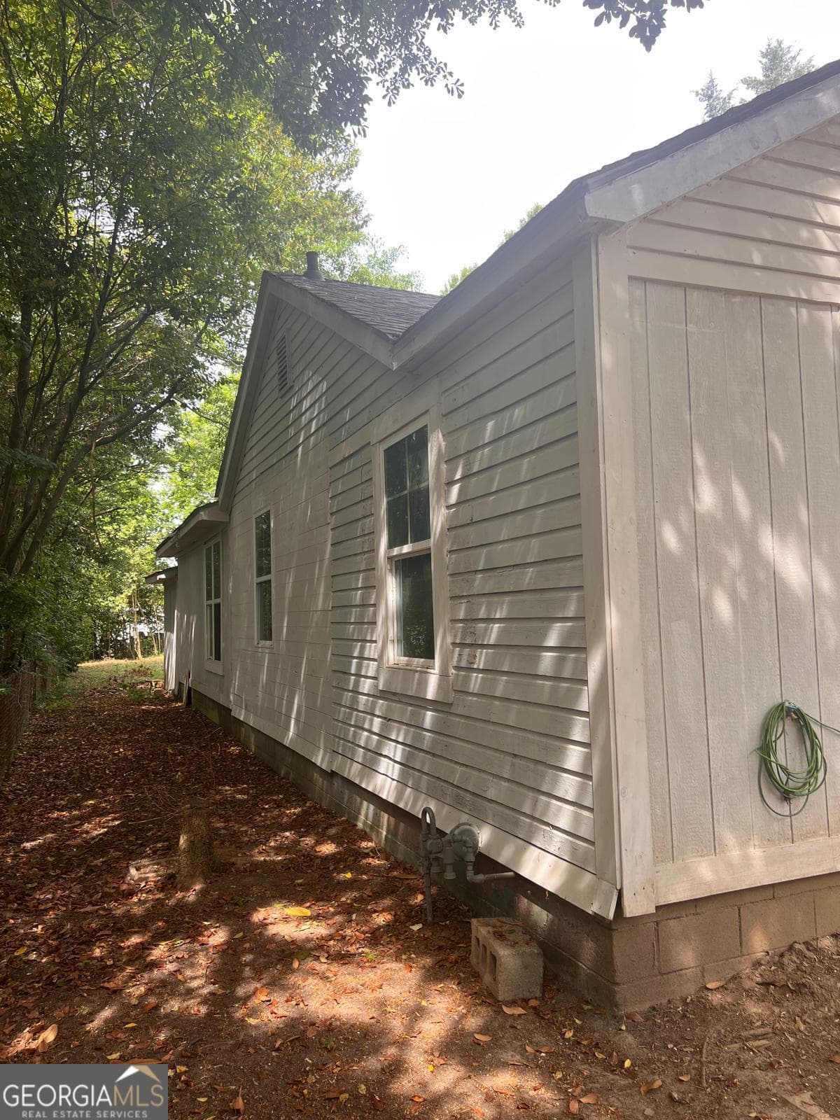 4 bedroom, 2.5 bathroom, 1,508 sq ft single family residence for sale at 4249 Trammel Avenue, Macon, GA 31206 — photo 4