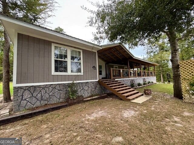 3 bedroom, 2 bathroom, 1,792 sq ft manufactured home,single family residence for sale at 281 Bluff Road, Hazlehurst, GA 31539